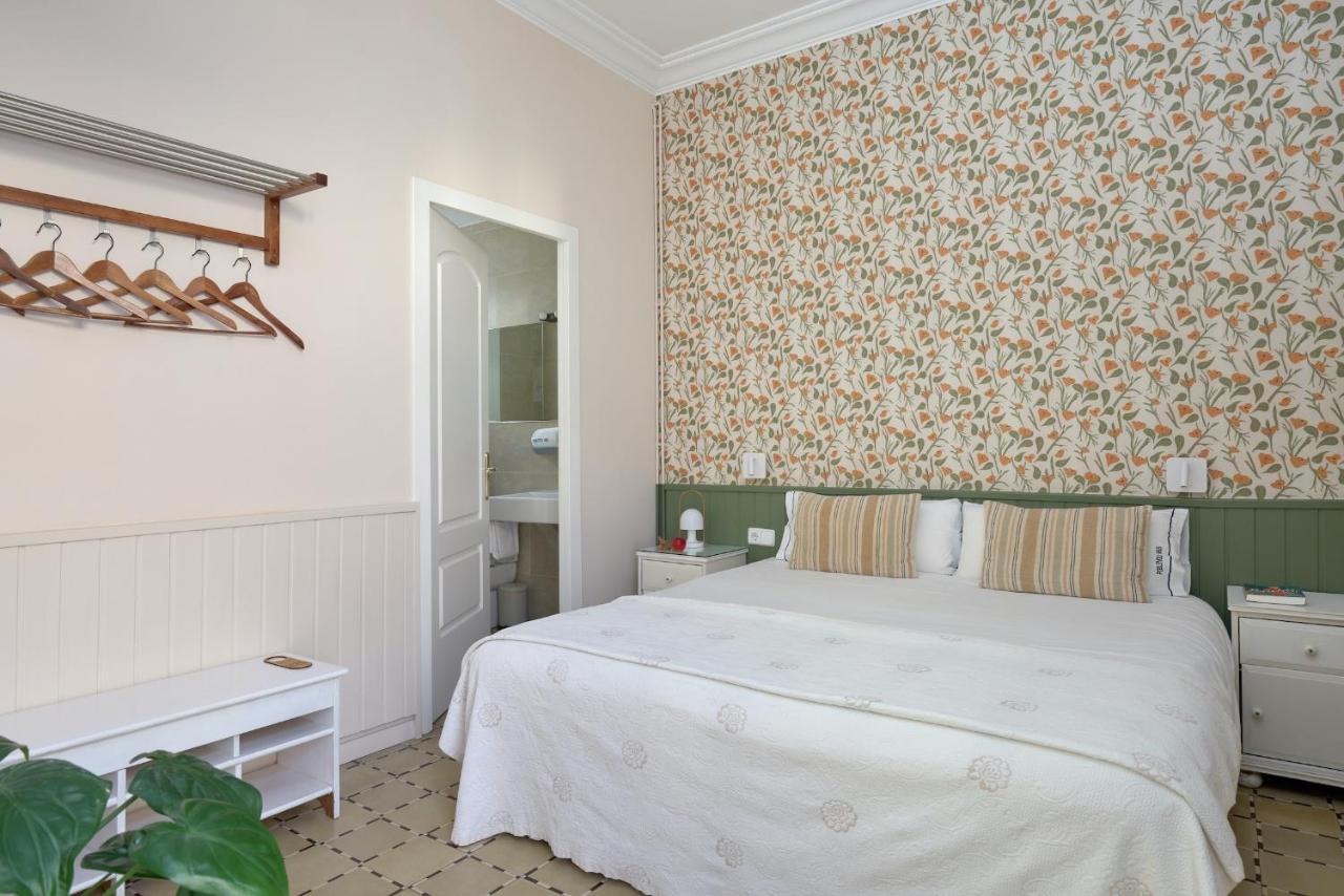 Hostal Poblenou — Fotos 1